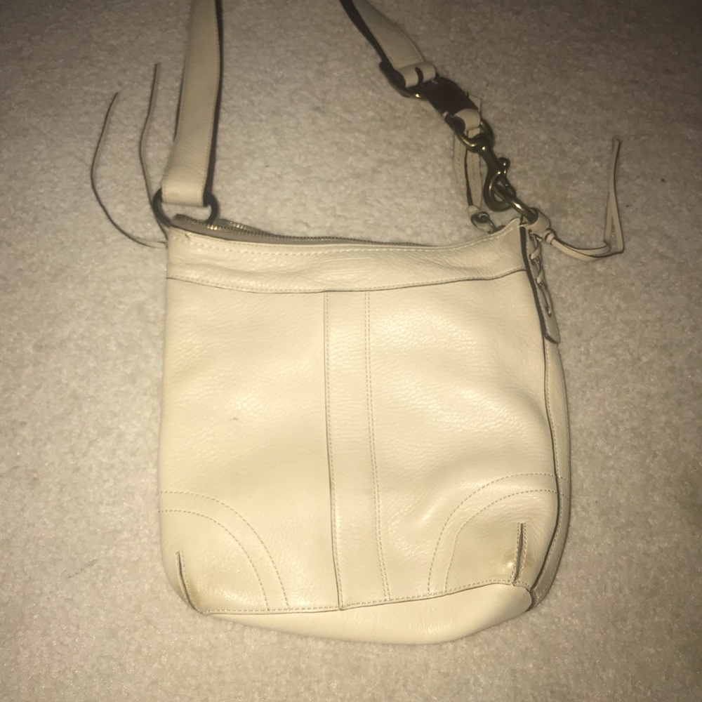 Purse - Picture 2 of 3